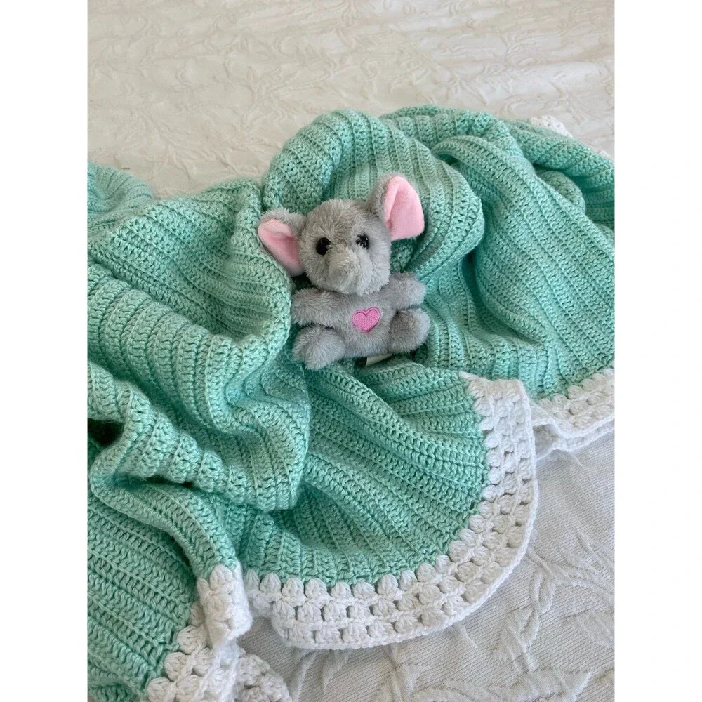 Handmade knit or